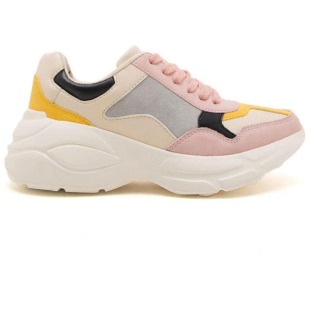 Qupid Savannah Blush Sneakers Size 7